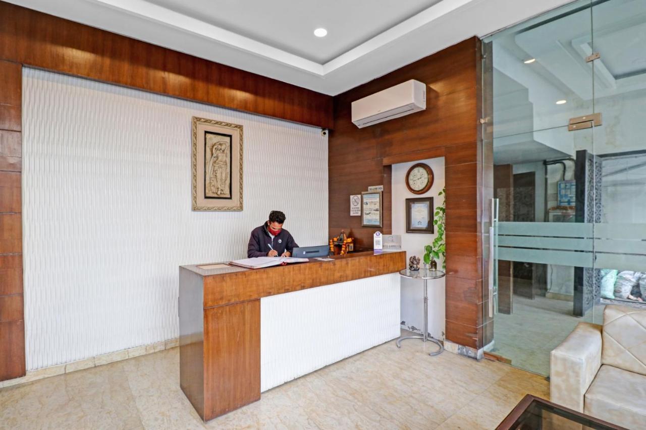 Airport Hotel Goodluck New Delhi Exterior foto