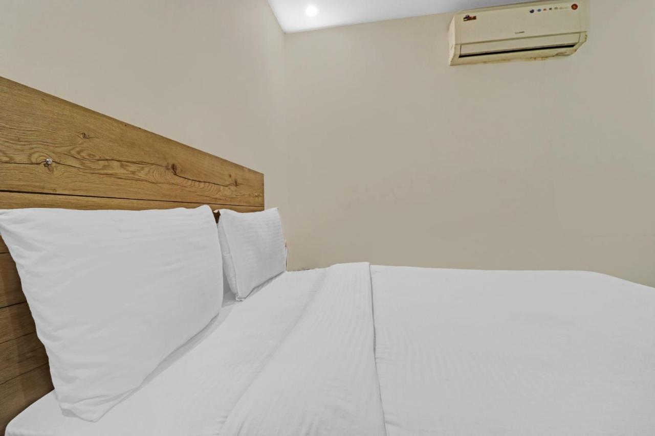 Airport Hotel Goodluck New Delhi Exterior foto