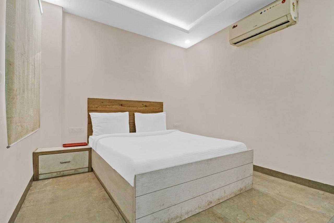 Airport Hotel Goodluck New Delhi Exterior foto